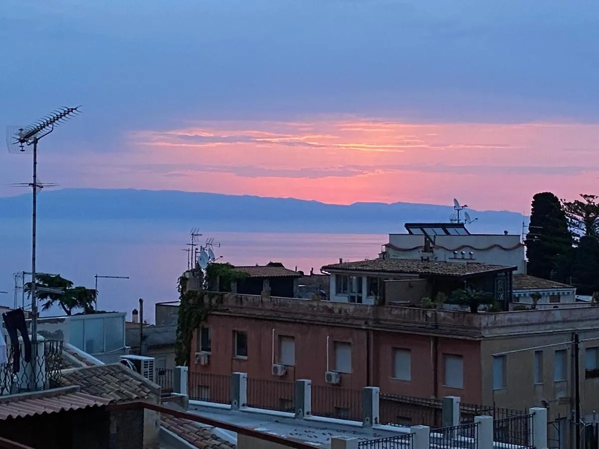 Adamas Domus Villa Taormina 0*,